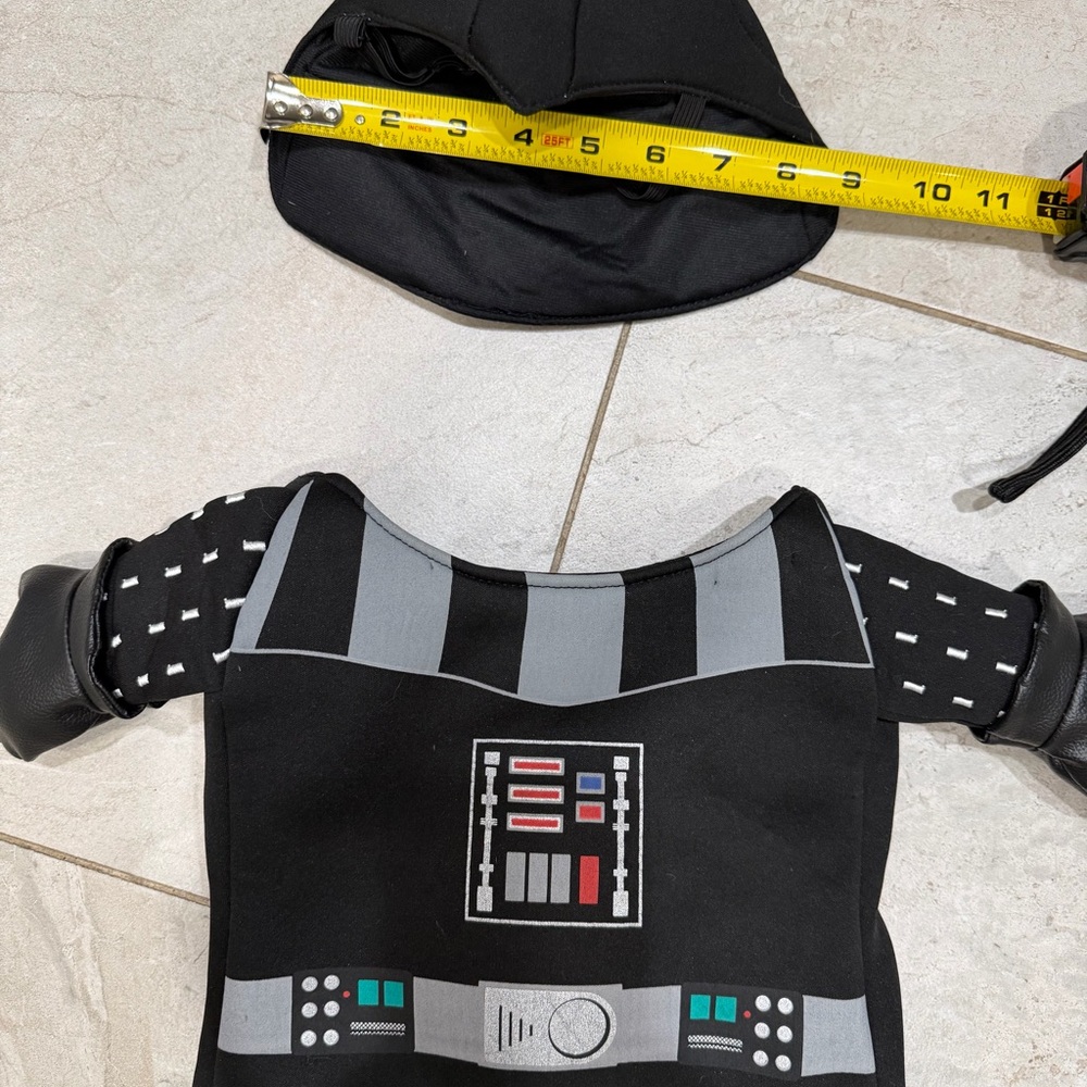 Star Wars Black Darth Vader Dog costume with Cape - Picture 3 of 6